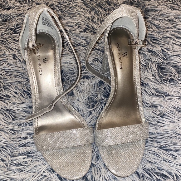 Glitter Heels - Picture 2 of 4